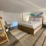 Lovely Blue Center By Pikhost Apartmán
