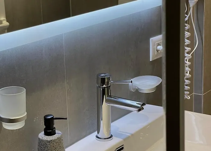 Apartment Lovely Blue Center By Pikhost Tirana